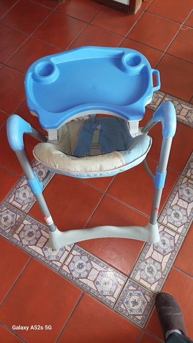 Cadeira de refeições