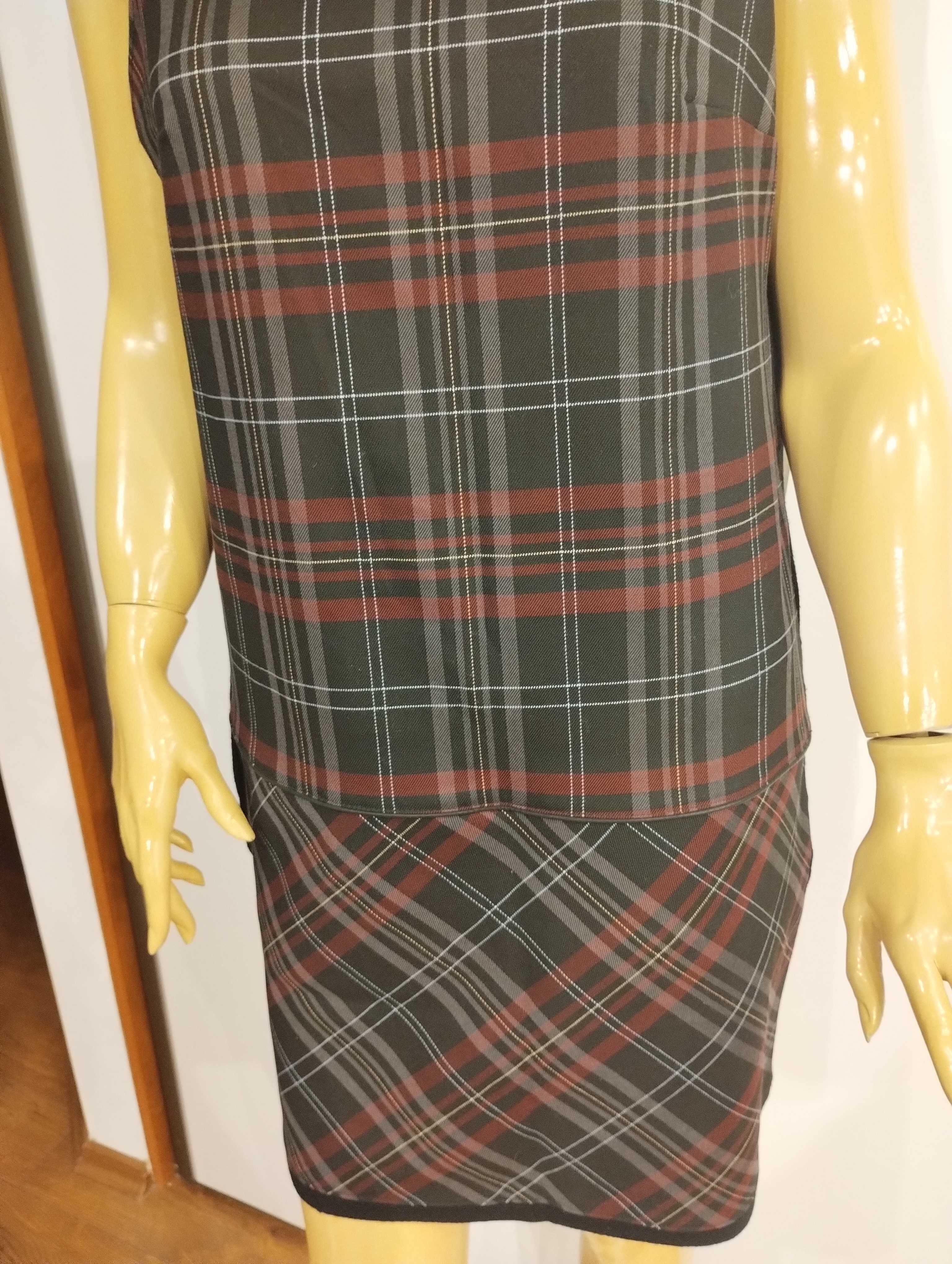 Piękna sukienka w kratkę wstawki elastyczne z boku XL/42