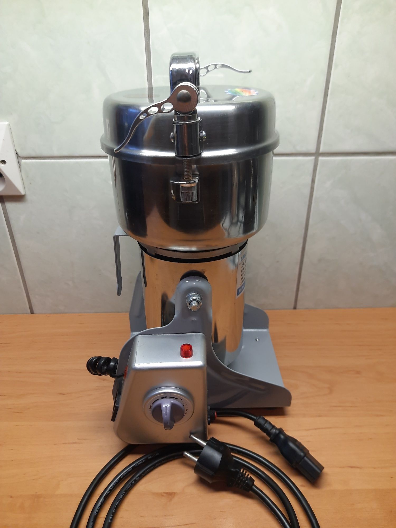 Blender młynek 3200W bardzo mocny