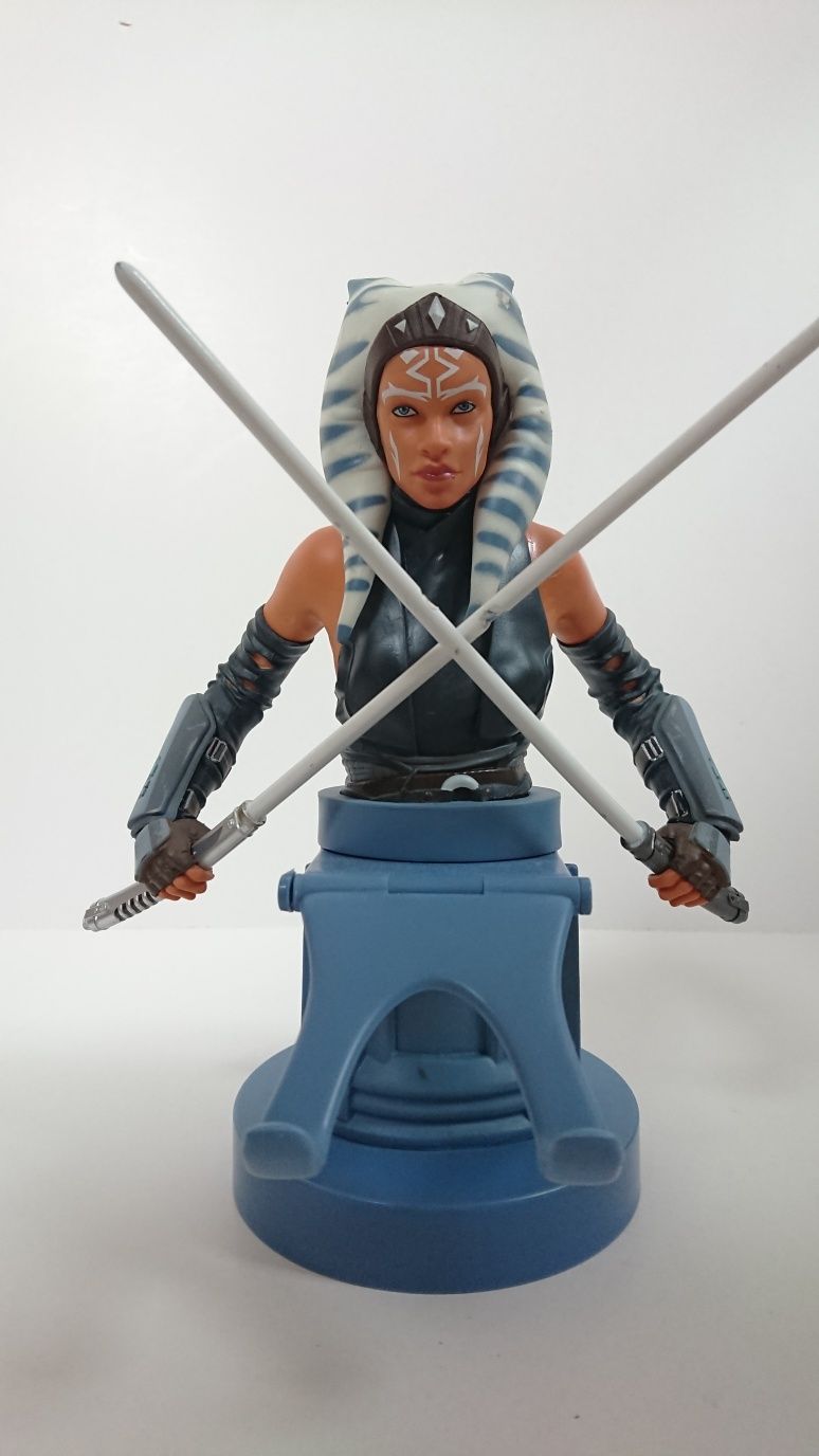 Ahsoka Tano suporte telemóvel e comandos