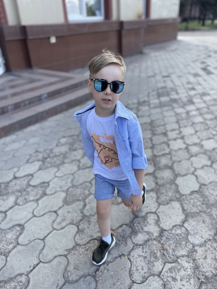 Одяг на хлопчика 4-5 років