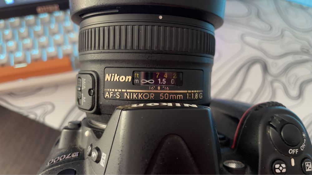 Nikon d7000 + Nikkor AF-S 50mm f/1.8G