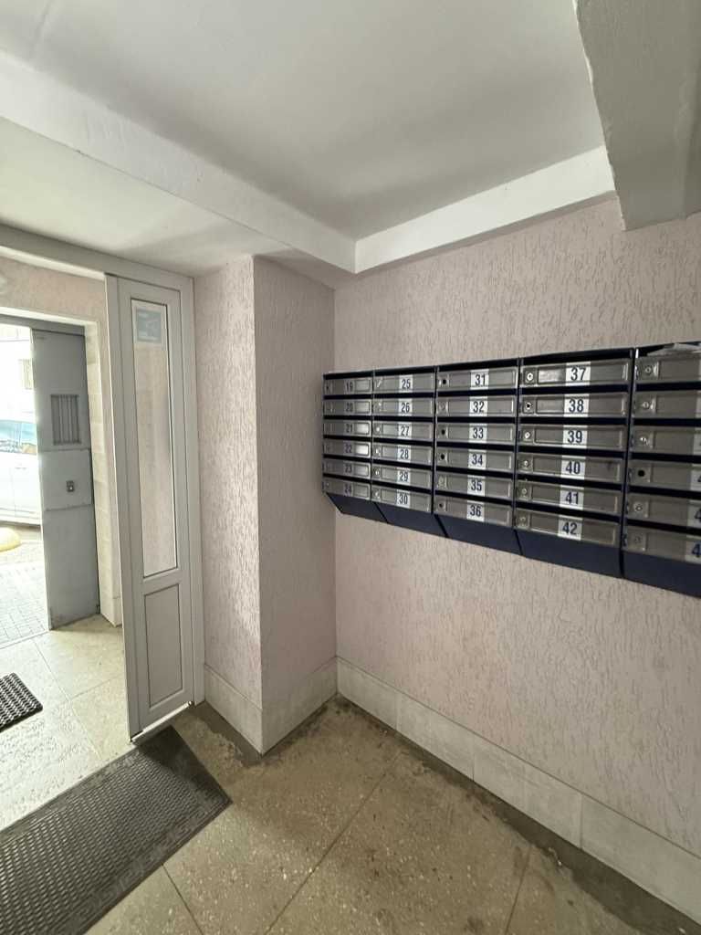 2к. квартира, Небесної сотні, новобудова з котлом, 73м2
