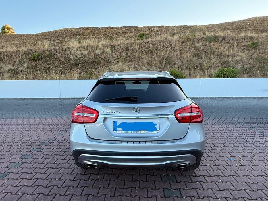 2017 Mercedes-Benz GLA 180d