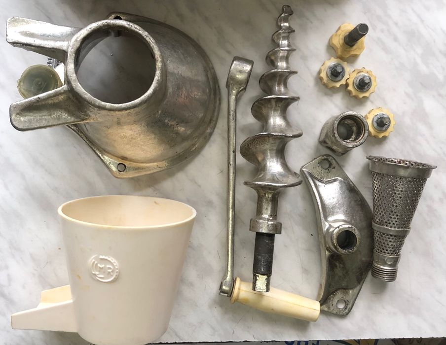 Соковыжималка ручная MR