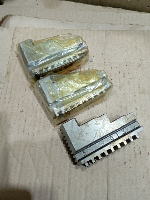 Кулачки к токарному патрону