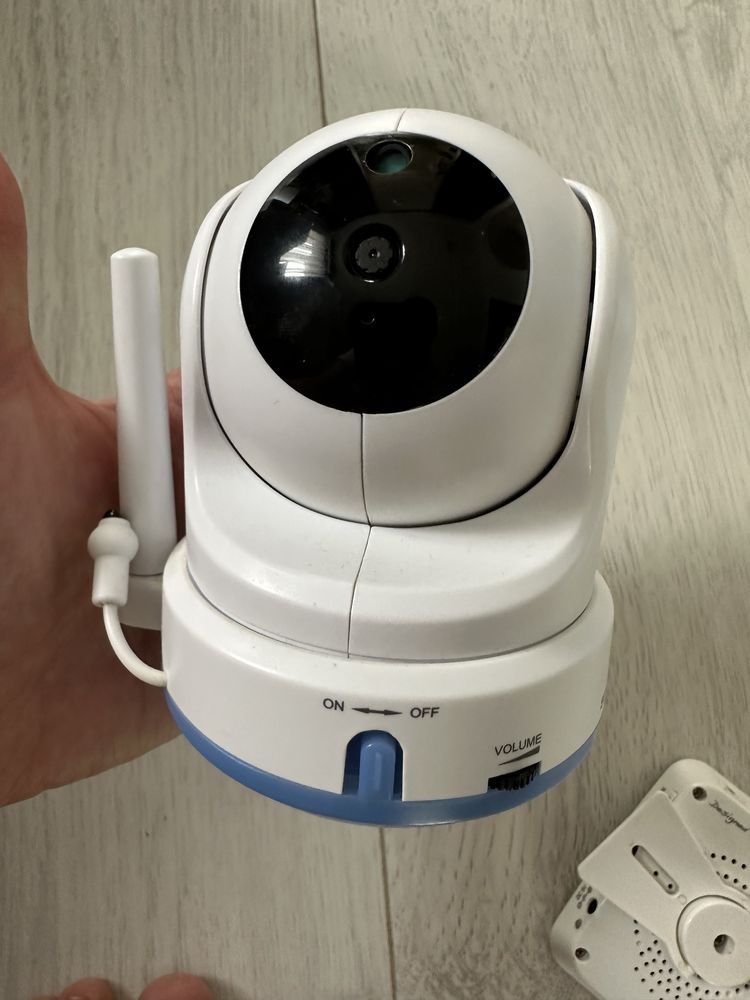 Видеоняня Luvion Supreme Connect