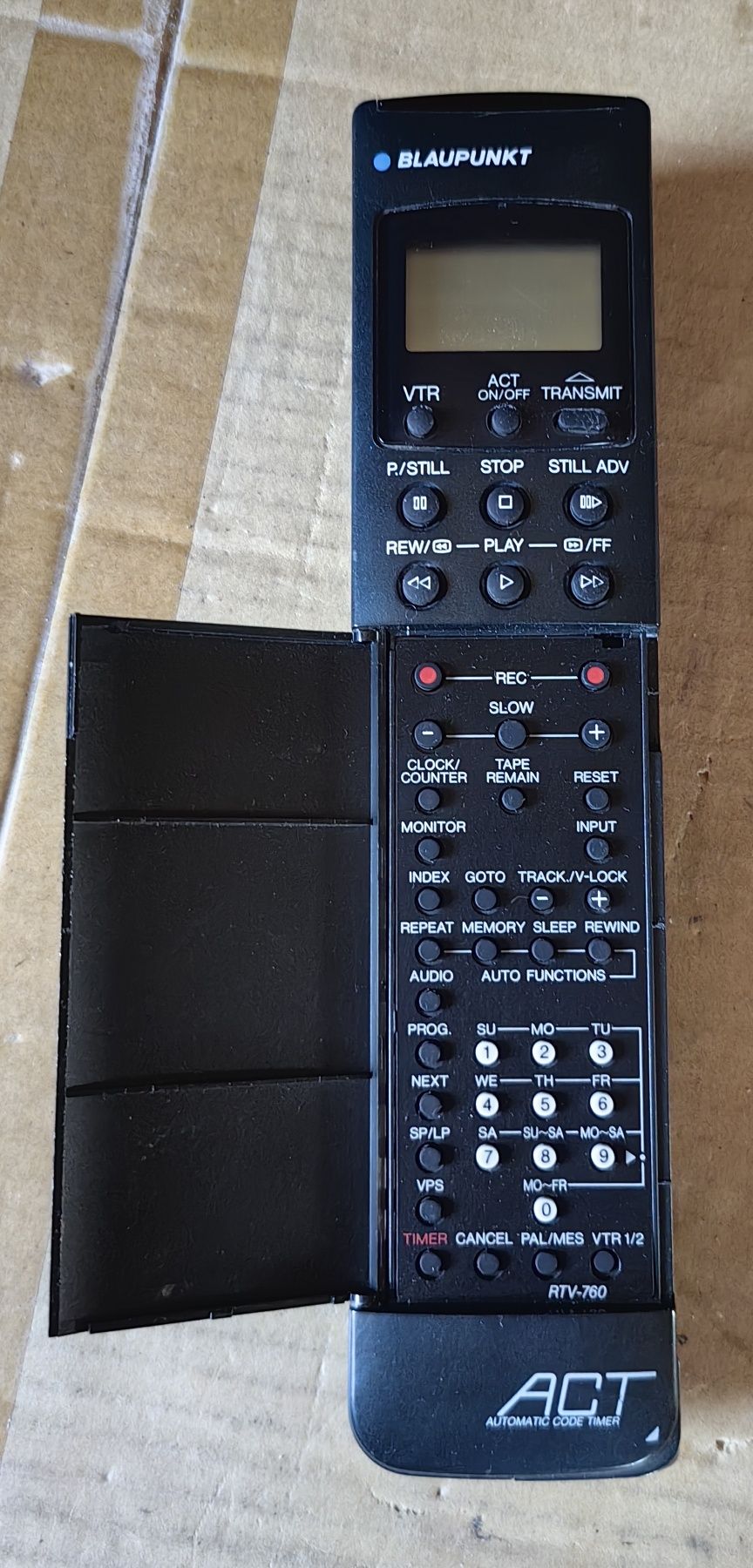 Видеомагнитофон Blaupunkt RTV-760Hi-Fi st 6head он же Panasonic NV F55