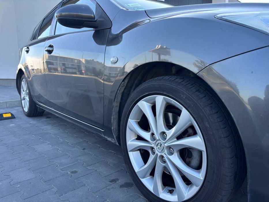 Mazda 3 (BL) Sports-Line 2.0 MZR DISI (BLEFW) 111kW 150km
