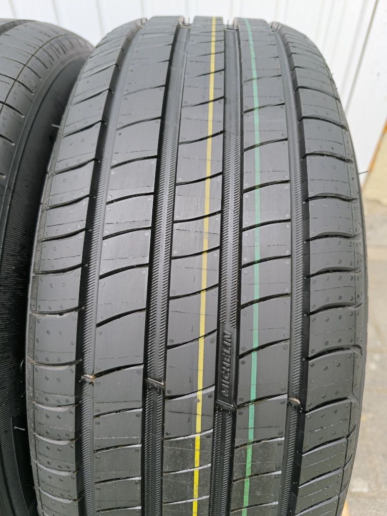 Nowe 2024 rok za 51% ceny 205/55R17 91W Michelin Primacy 4 M0 Mercedes