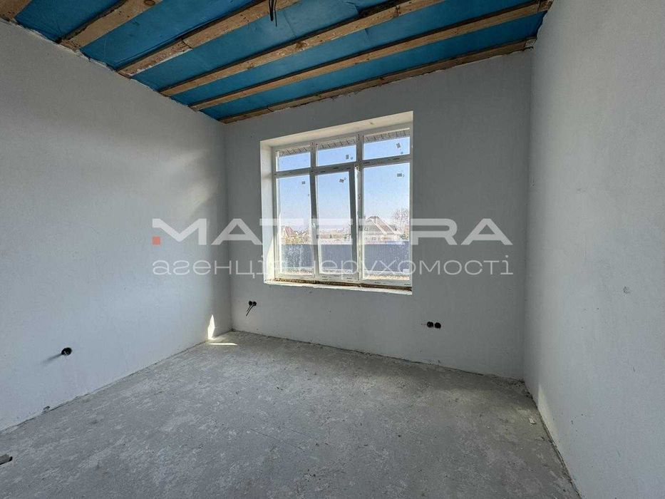 Продаж будинку в Тарасівка Київська обл. в оточенні лісу