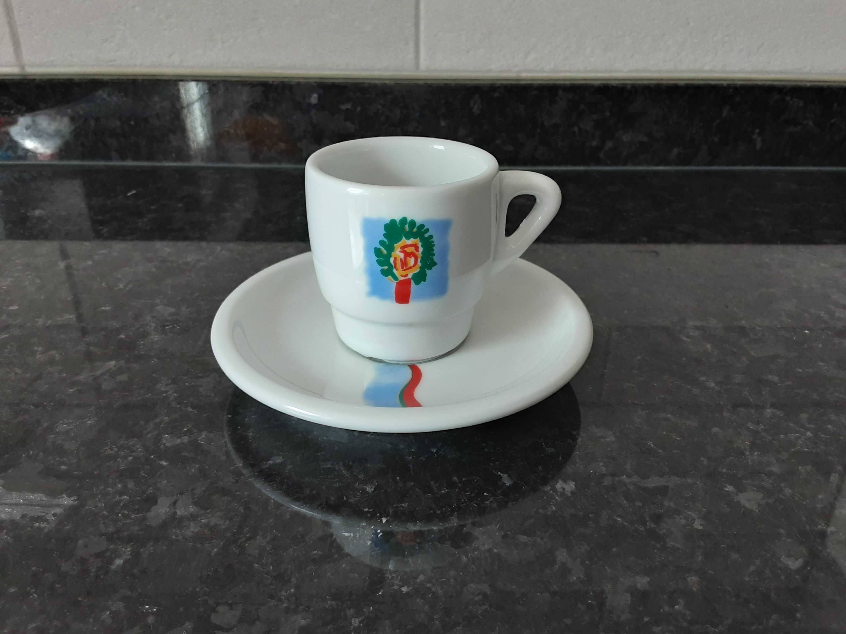 Conjunto Vintage Chávena + Pires Delta - Natal 1995