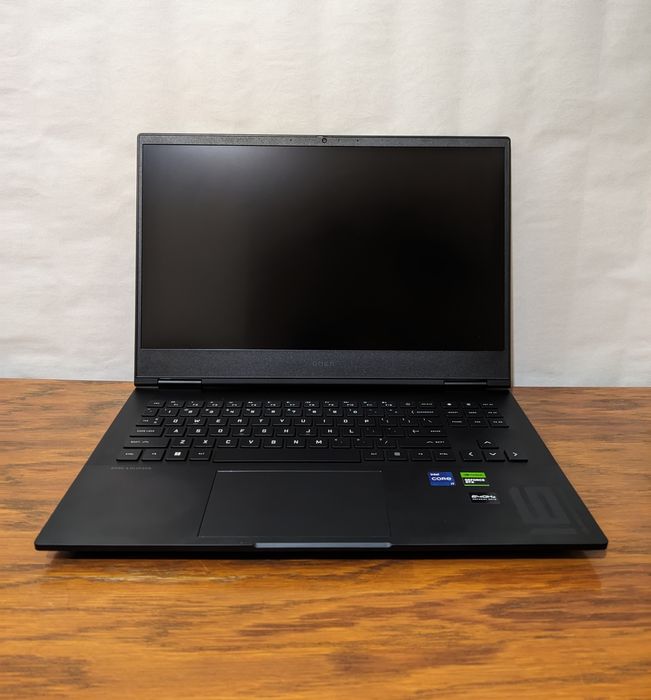 HP Omen 16 i7-13700hx rtx4070 16ram 1TB 240hz