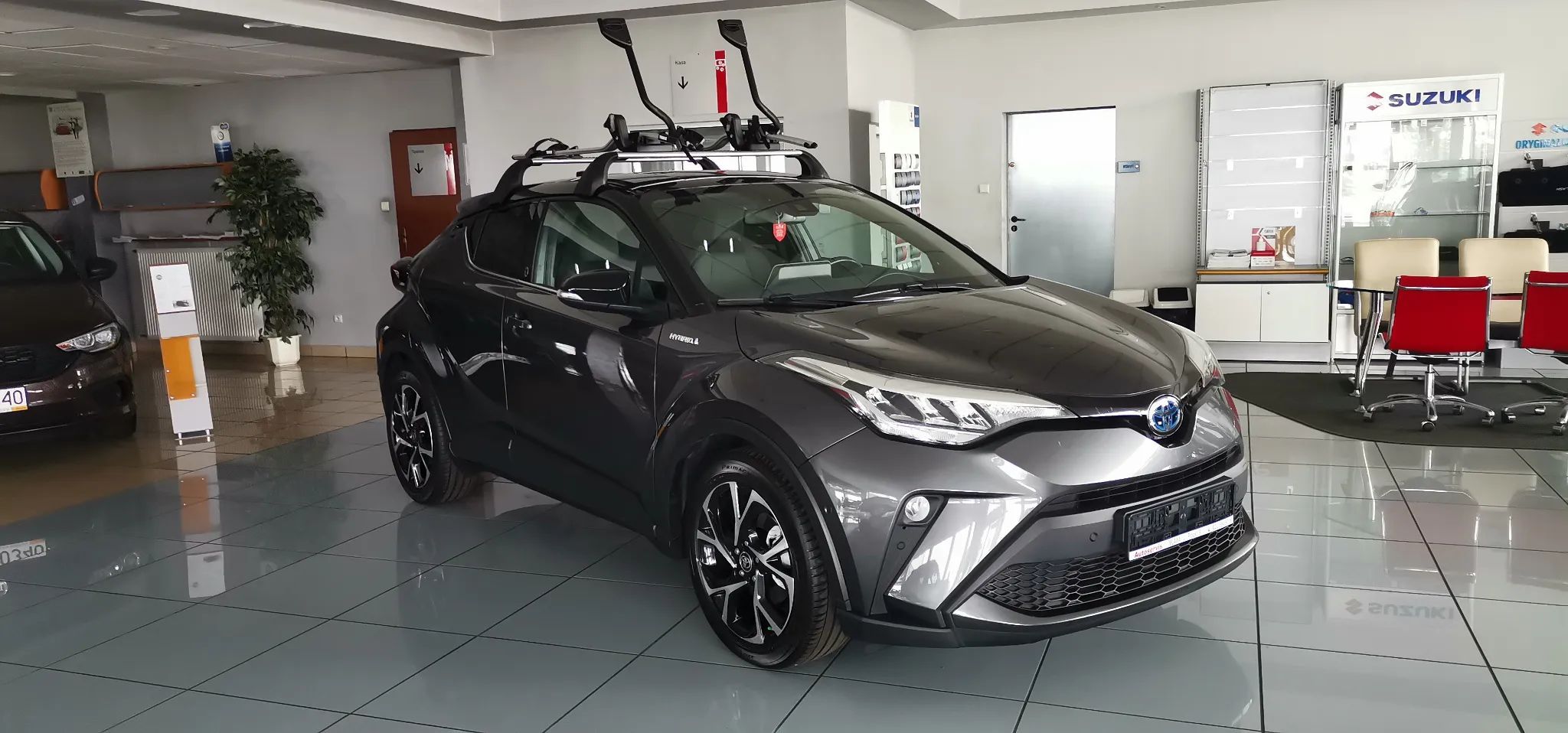 Toyota C-HR 2,0 Hybrid 184KM Team D