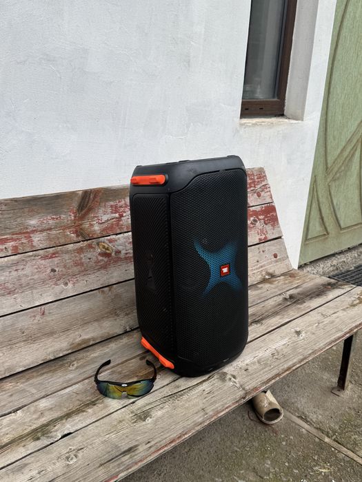 JBL Partybox 110 акустична колонка
