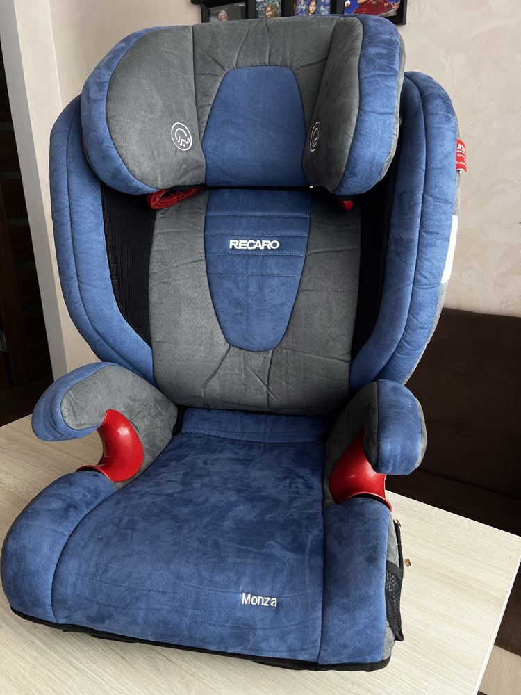 Автокрісло Recaro Monza