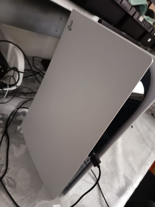 PlayStation 5 + comando Normal