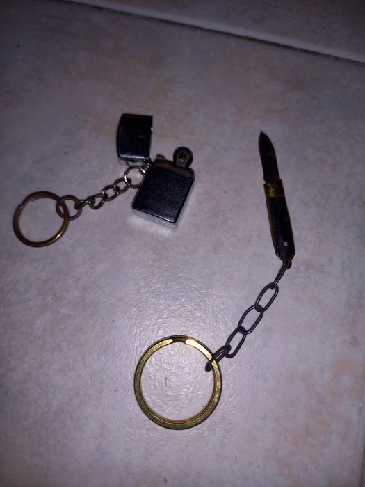 Isqueiros de pavio, tipo Zipo, porta chaves e  clipers