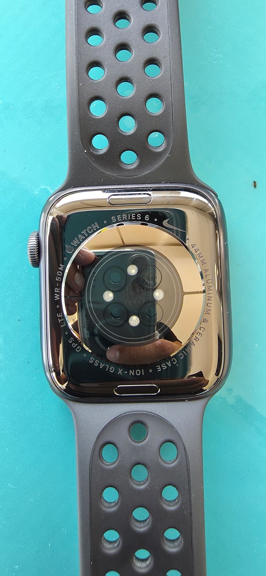 Apple Watch 6 Nike 44mm LTE