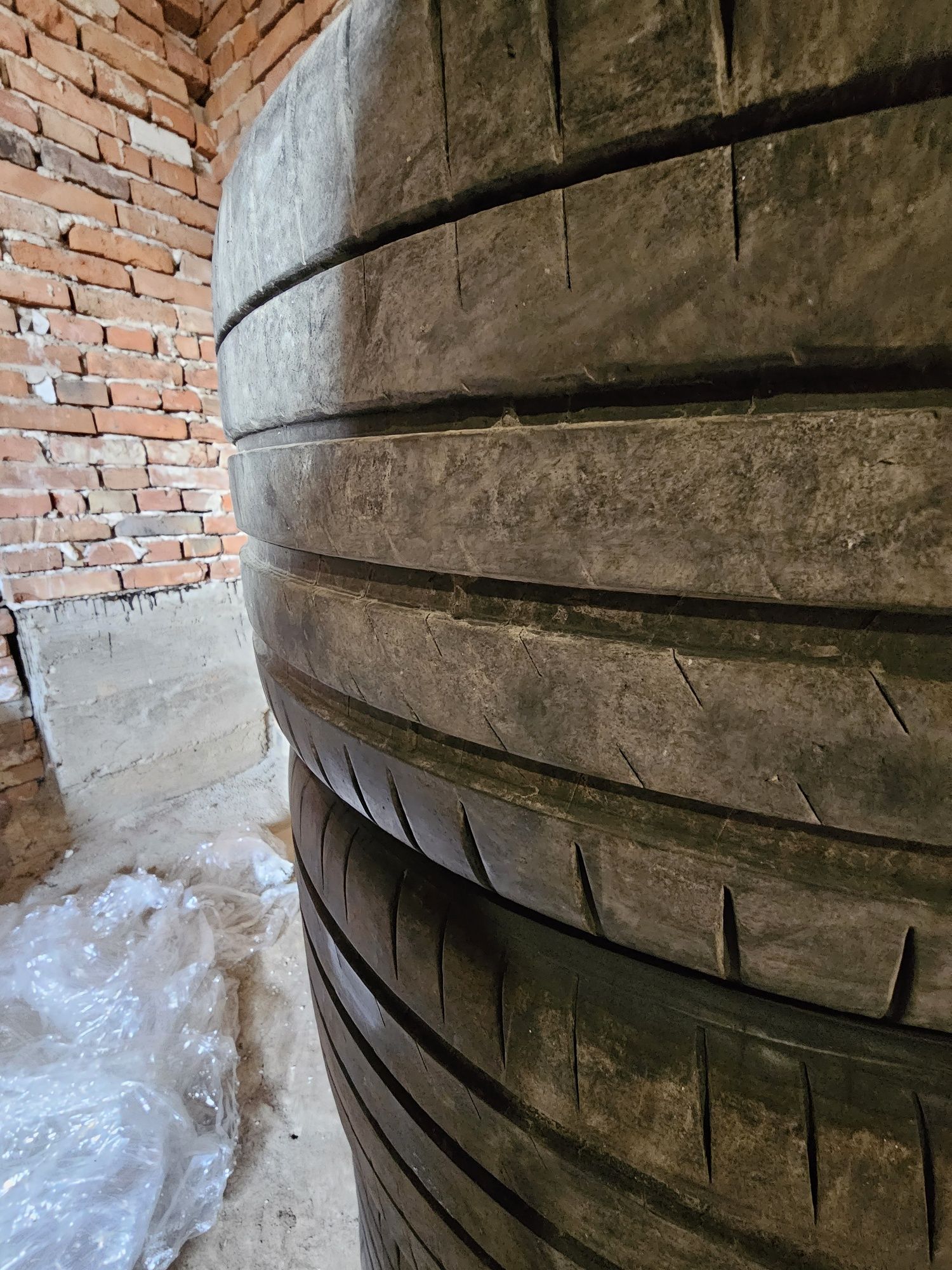 michelin 295/35 R21 шини літні