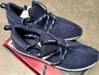 Tenis Decathlon novos n 45-46   12 eue apenas!
PvP 29 eur.
sandálias n