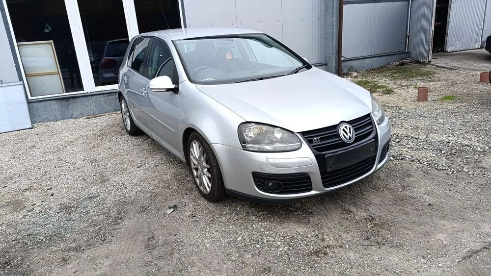 35501 Volkswagen golf V 2.0 TDI BKD 140 km na części skrzynia KNS lakier LA7W