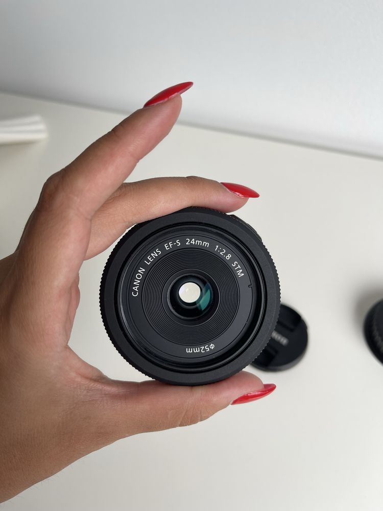 Lente Canon EF-S 24mm 1:2.8 STM