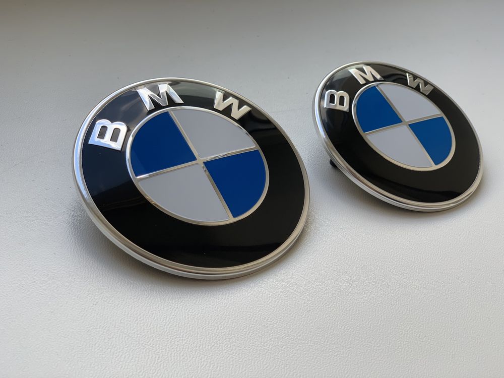 Емблема значок шильдик эмблема BMW 82мм 74мм БМВ в капот багажник