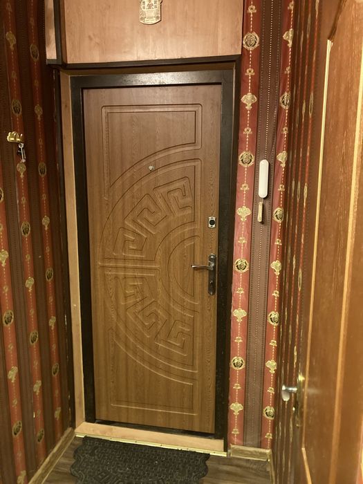 Продам 3 комнатную квартиру Свитанок 44