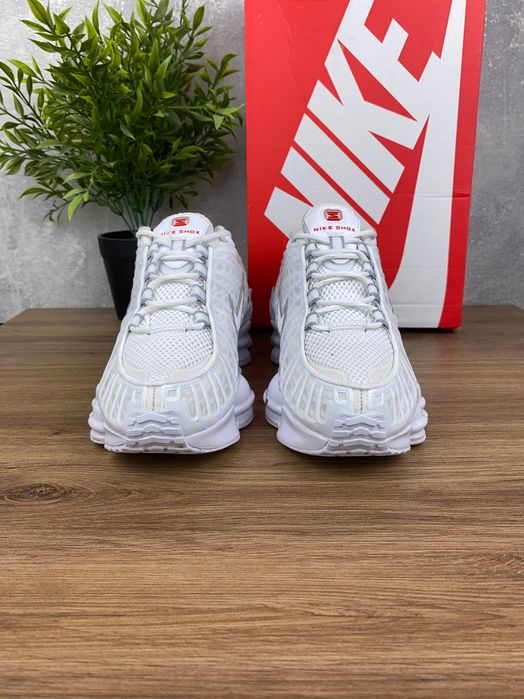 Nike Shox TL r. 36,5 – sportowe sneakersy w bieli i srebrze