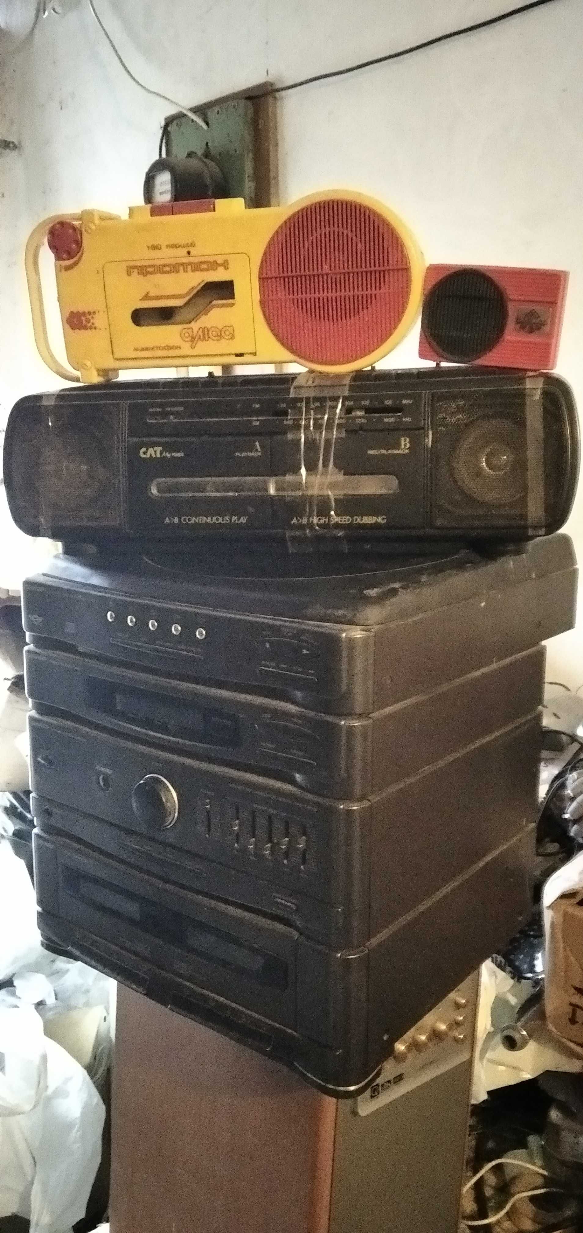 Магнитофон Sharp SG-R 400 AV