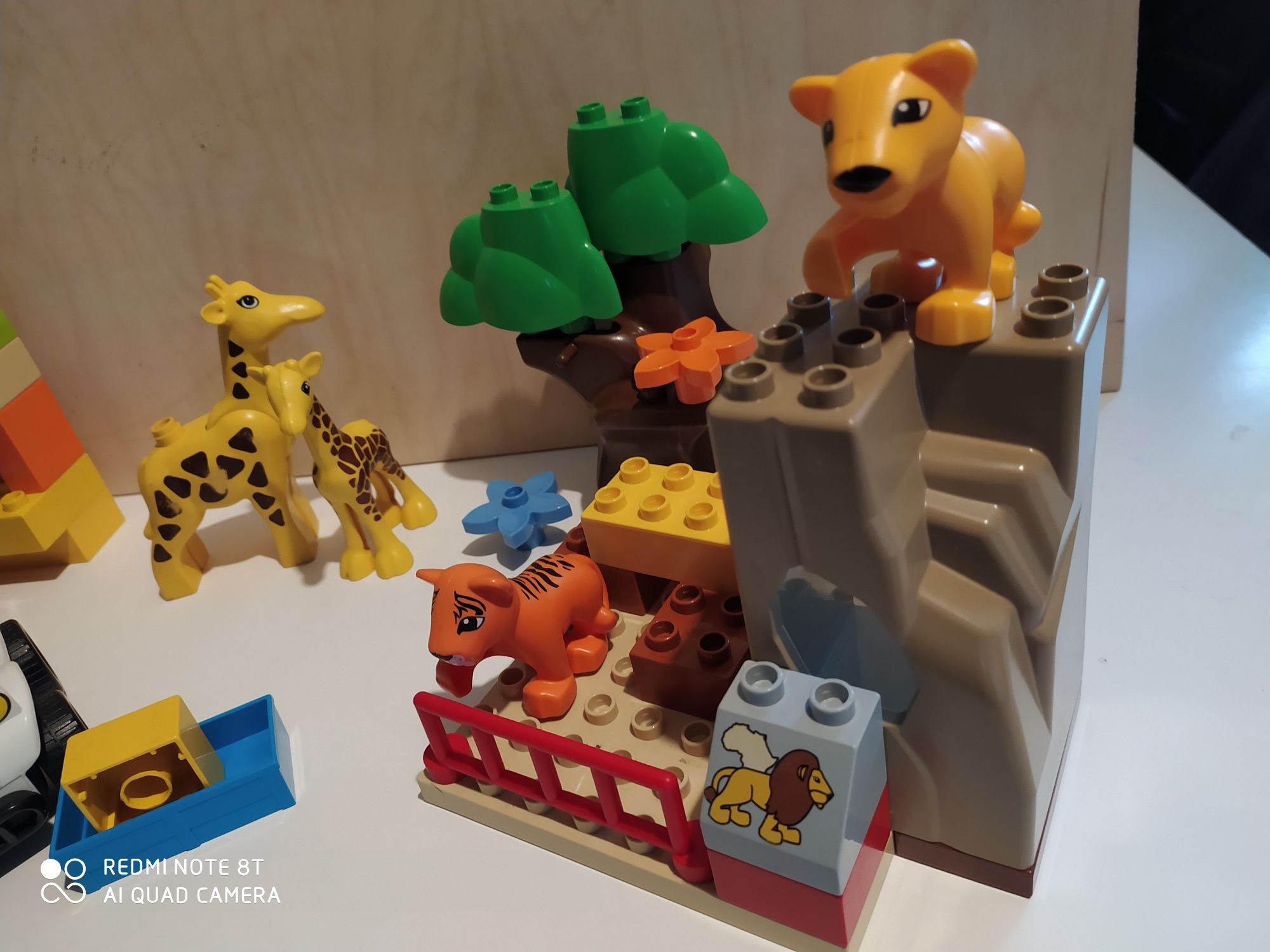 Lego duplo karmienie w zoo zwierzeta