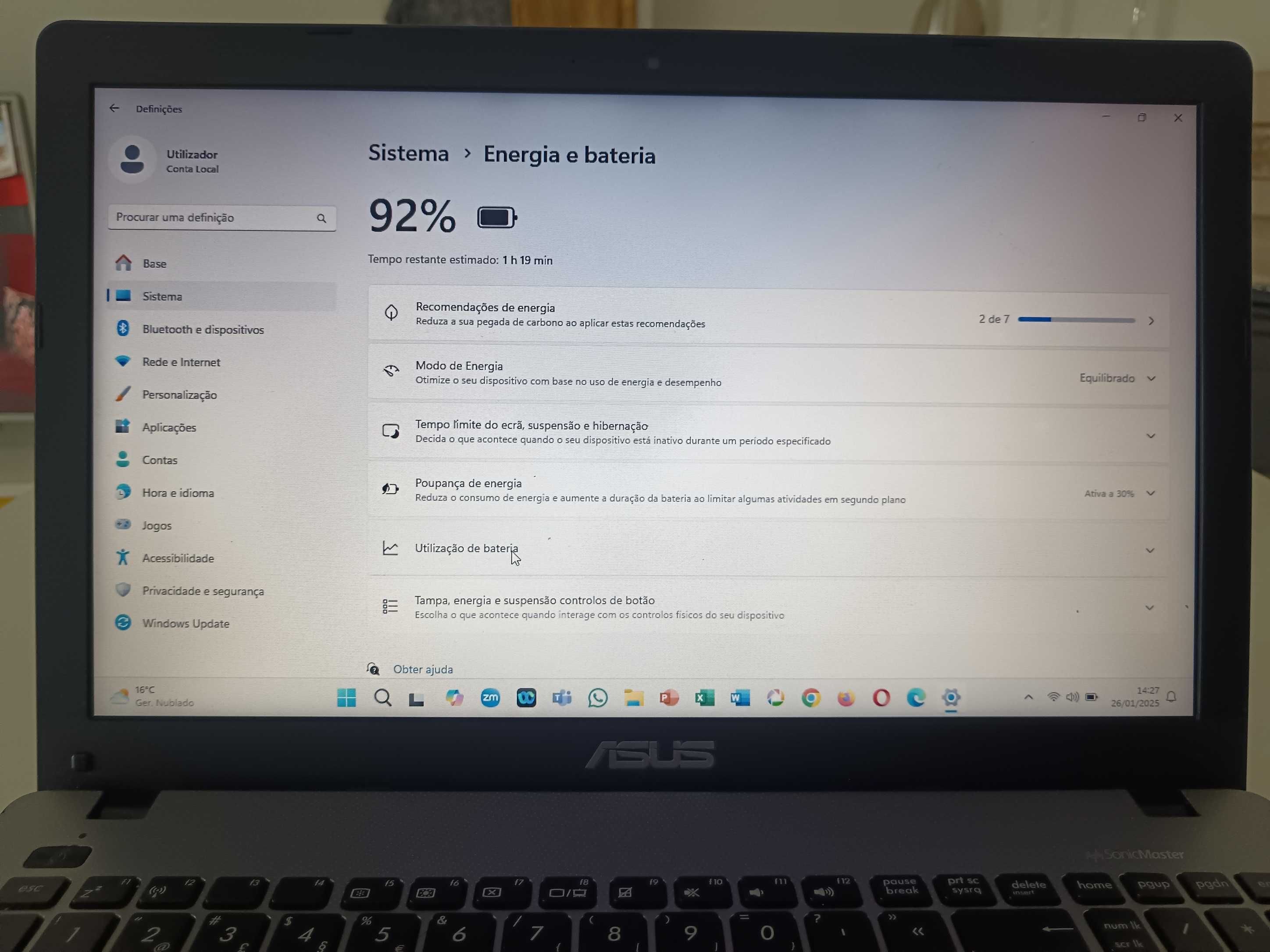 Asus K550JK i7 em bom estado estético e funcional
