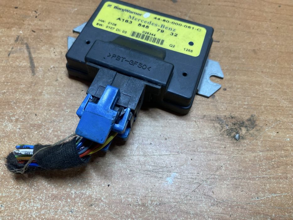 Mercedes ML163 ЕБУ, модуль управління роздаточною кпп для Мерседес МЛ.