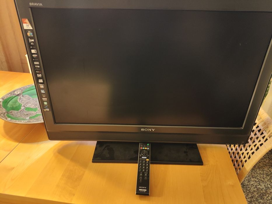 TV 32" LCD Sony Bravia