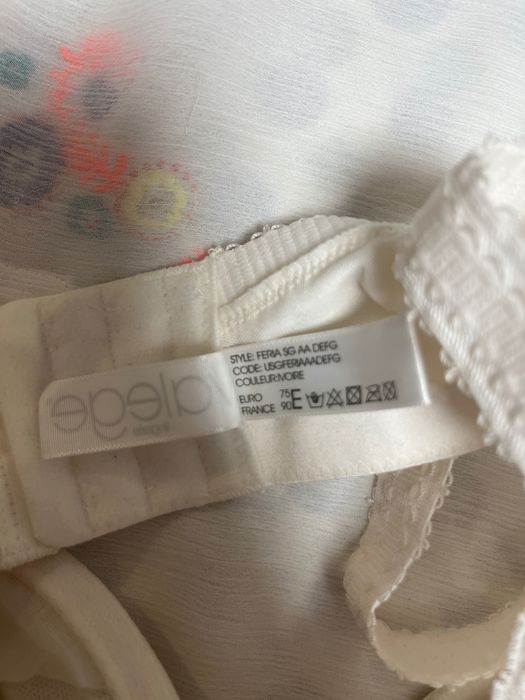 Бюстгальтер valege