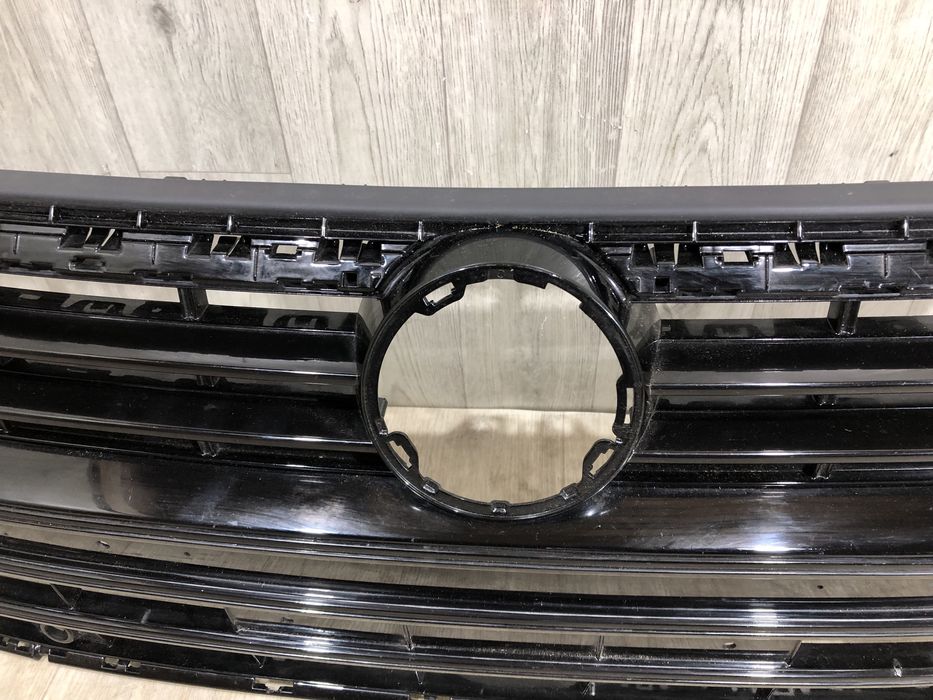 Решетка радиатора Гриль VW Arteon R-line / 2020 2021 2022 2023 2024 г.