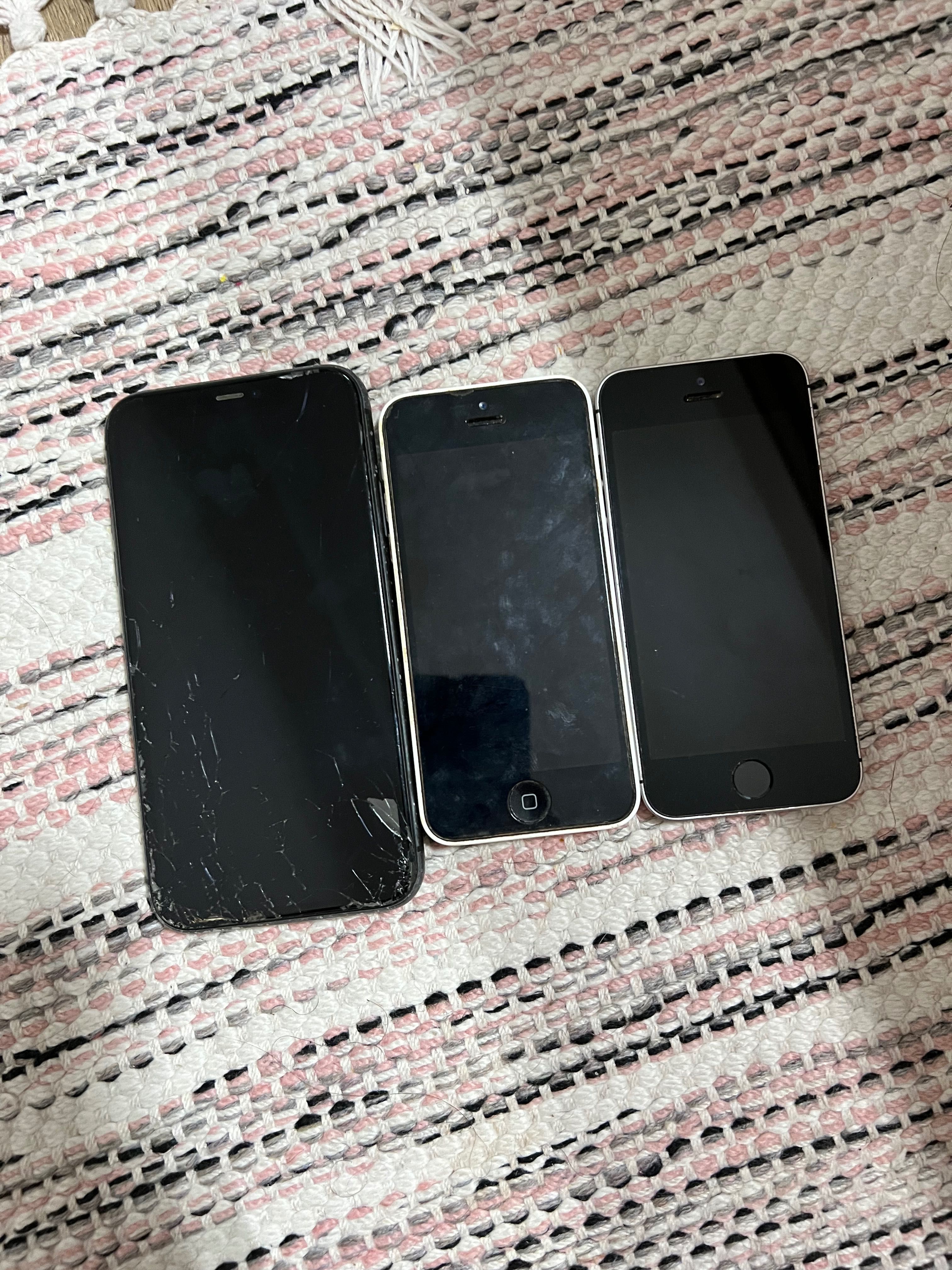 3 iPhones para peças