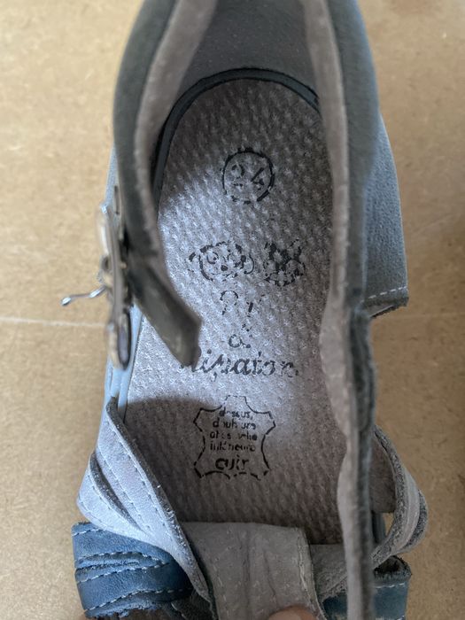 Sandalias couro criança t.24