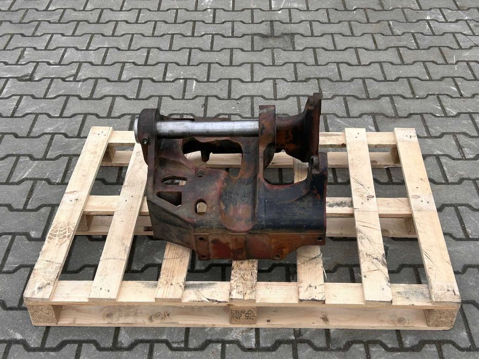 Wspornik osi napędowej | URSUS/ZETOR | 914, 1614, 10145, 12145 itp.