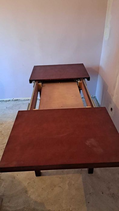 Stół rozkładany, idealny do salonu.  Długośc: 1250/1750/2250 mm.