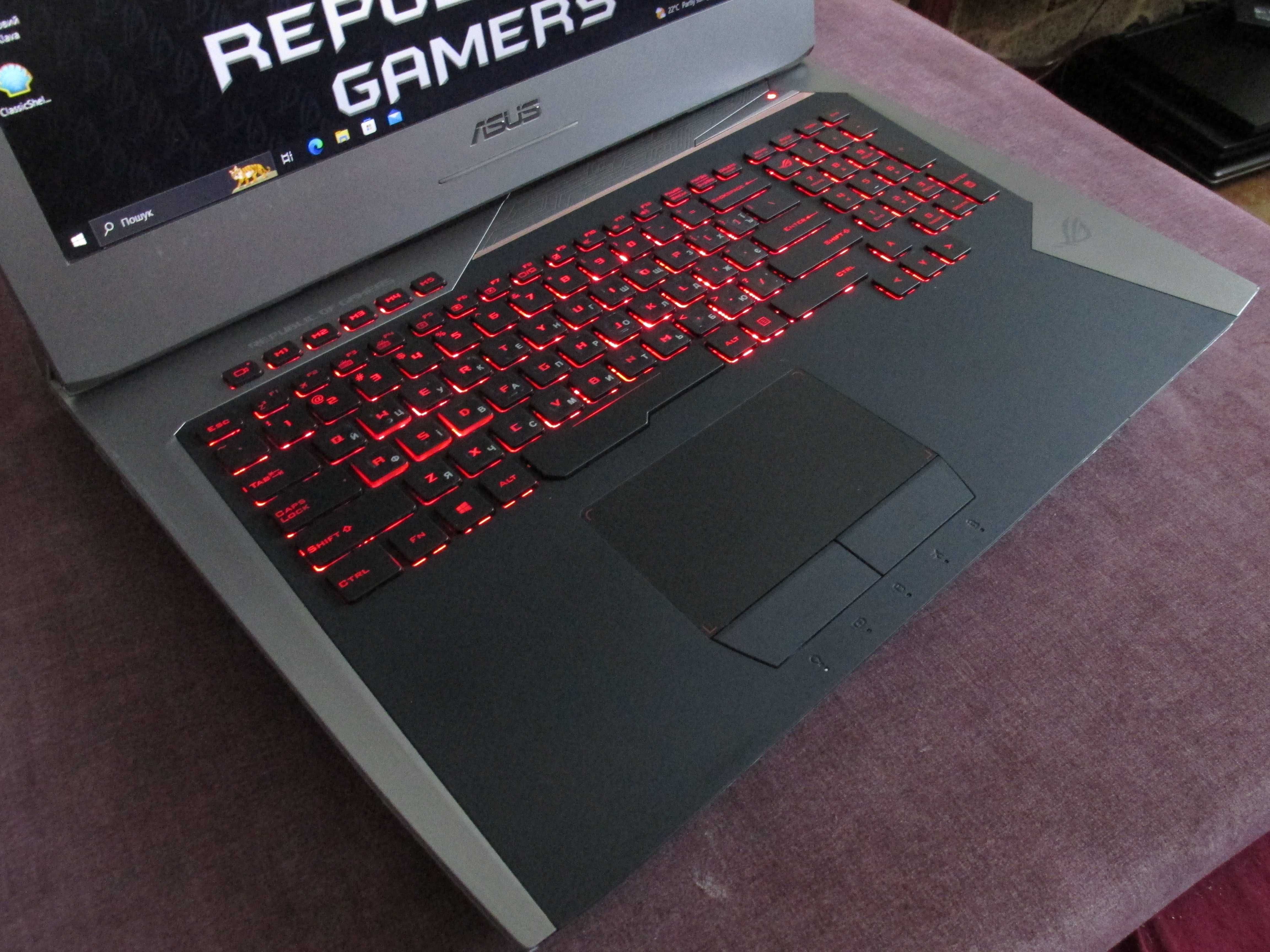 ІГРОВИЙ ТОП Asus Rog "17.3"/ 8 ядр i7-3.7Ghz+Geforce GTX 192Bit+22Gb