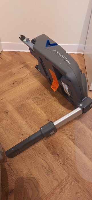 Nosidełko dzieciece wraz z bazą