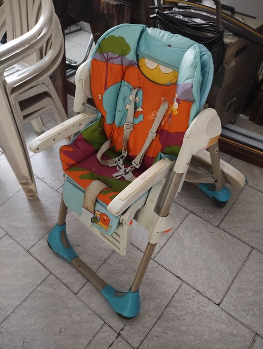 Fotelik Chicco do karmienia dla dzieci Regulowany