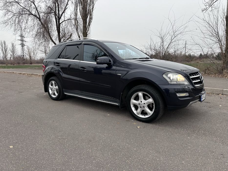 Mercedes-Benz ML 350 CDI Grand Edition (рестайлінг)