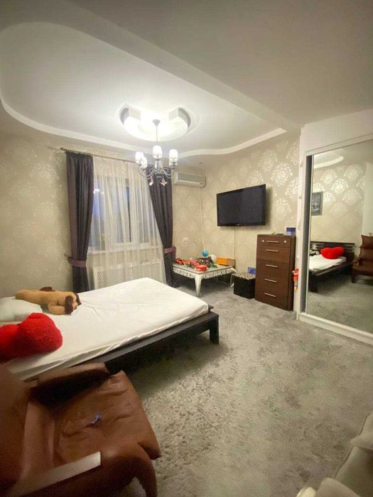 Двухуровневая квартира на Екатерининской.