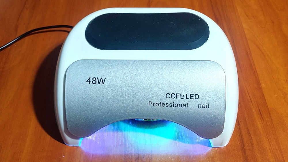 Lampa UV LED+CCFL 120W z podpórką do manicure