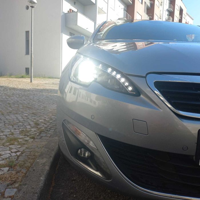 Peugeot 308 Peugeot 308 II SW 1.6 BlueHDi 120 Allure - 16