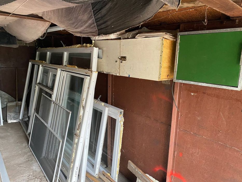 Продам гараж Лозовая