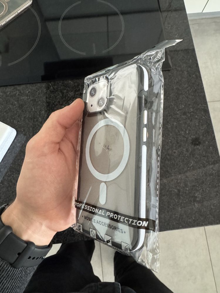Capa Iphone 14 NOVA